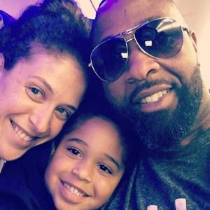 Meet your Posher, Nikki